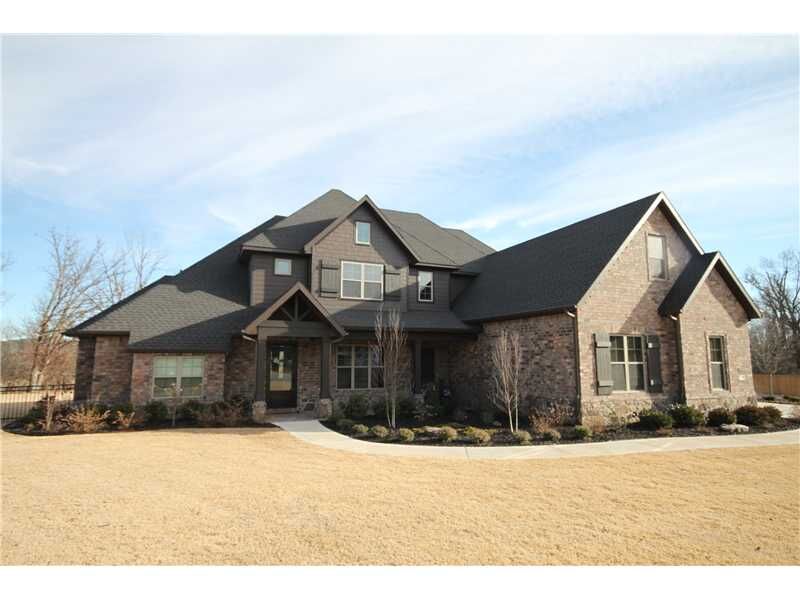 Property Photo: 661 Tall Oaks Court AR 72719
