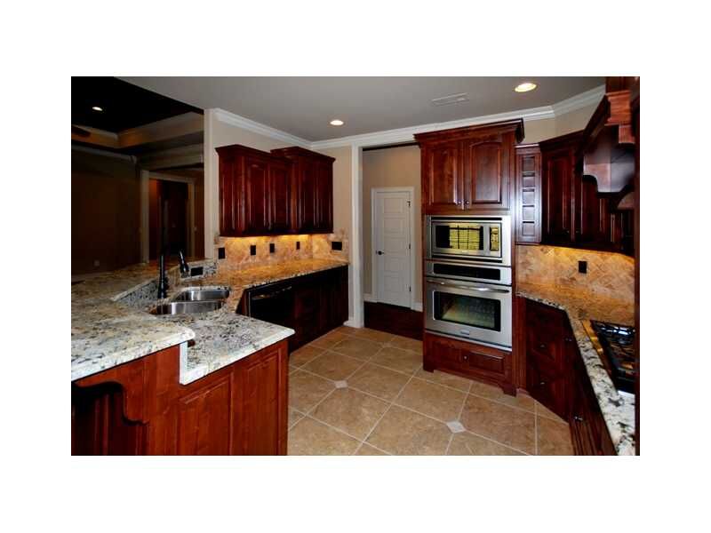 Property Photo:  3200 SW Joshua Avenue  AR 72712 