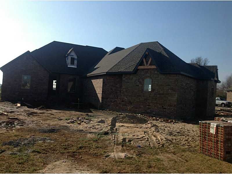 Property Photo:  3103 SW Mahogany Avenue  AR 72712 