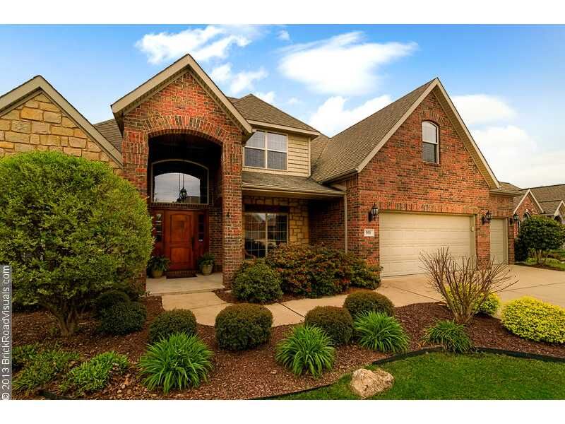 Property Photo: 901 SW Edinburgh Avenue AR 72712