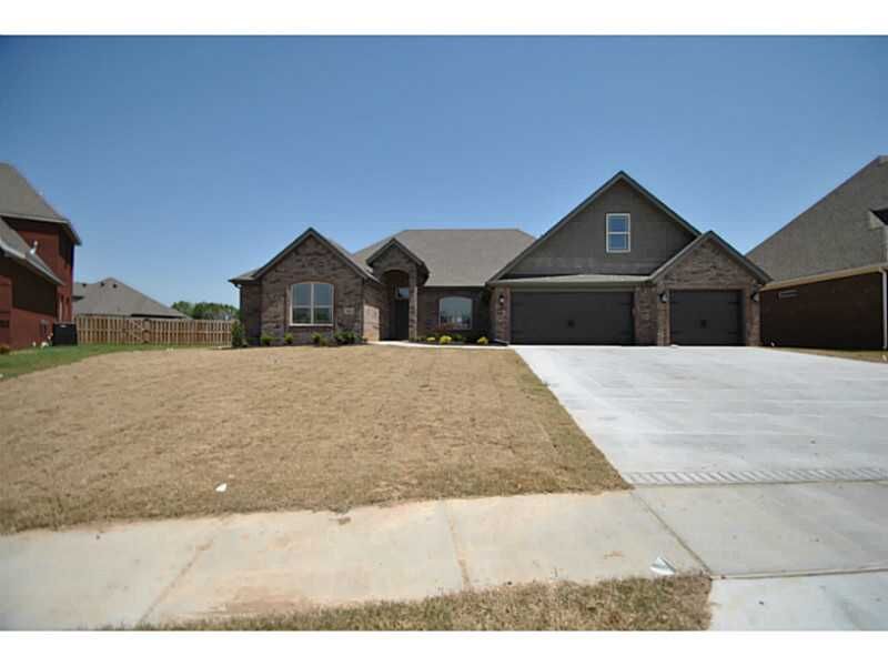 Property Photo:  5401 61st Street  AR 72758 