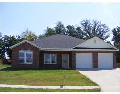 Property Photo: 204 N Lion Street AR 72736
