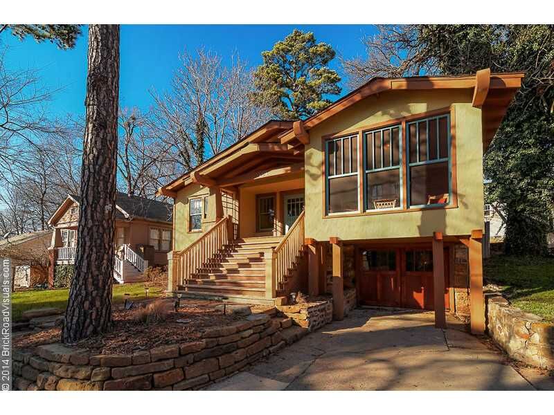 Property Photo: 104 W Boles Street AR 72701