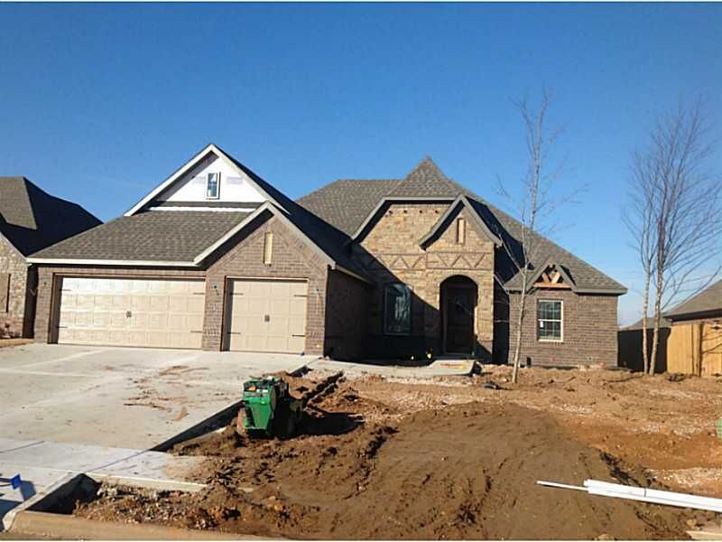 Property Photo: 3204 SW Mahogany Avenue AR 72712