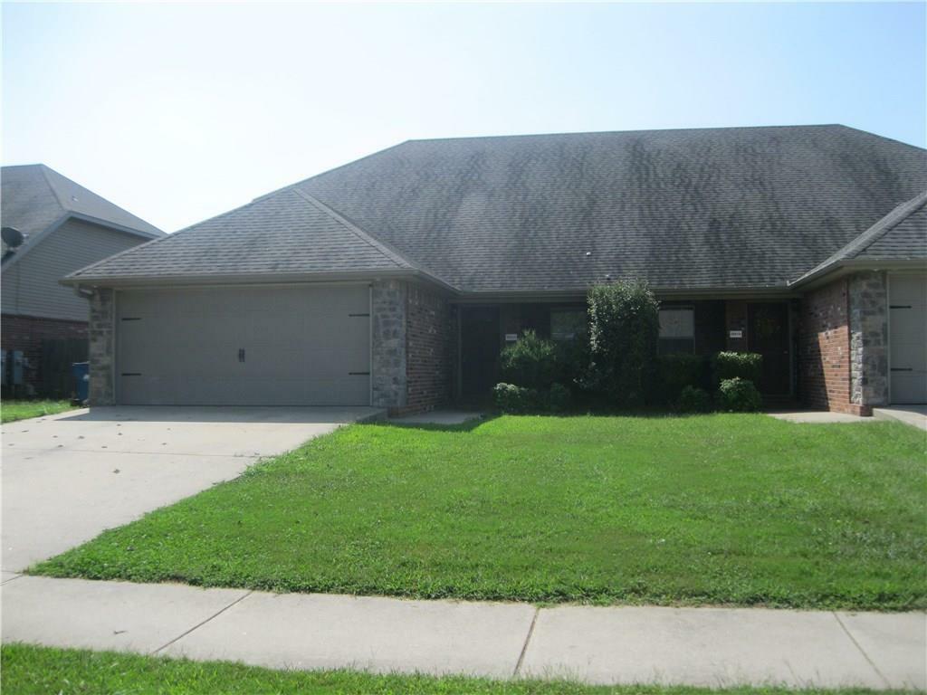Property Photo: 3201 Amberwood Street 1 AR 72712