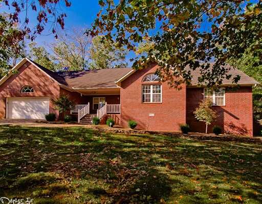 Property Photo: 7 Blakeney Lane AR 72714