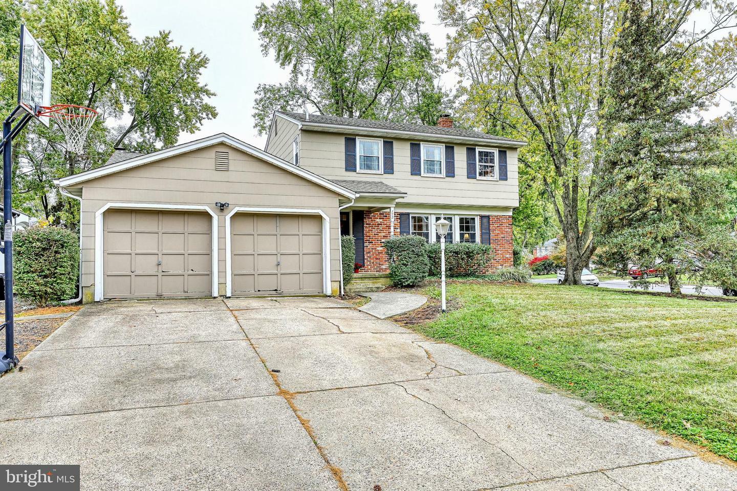 Property Photo:  172 Brandywine Drive  NJ 08053 