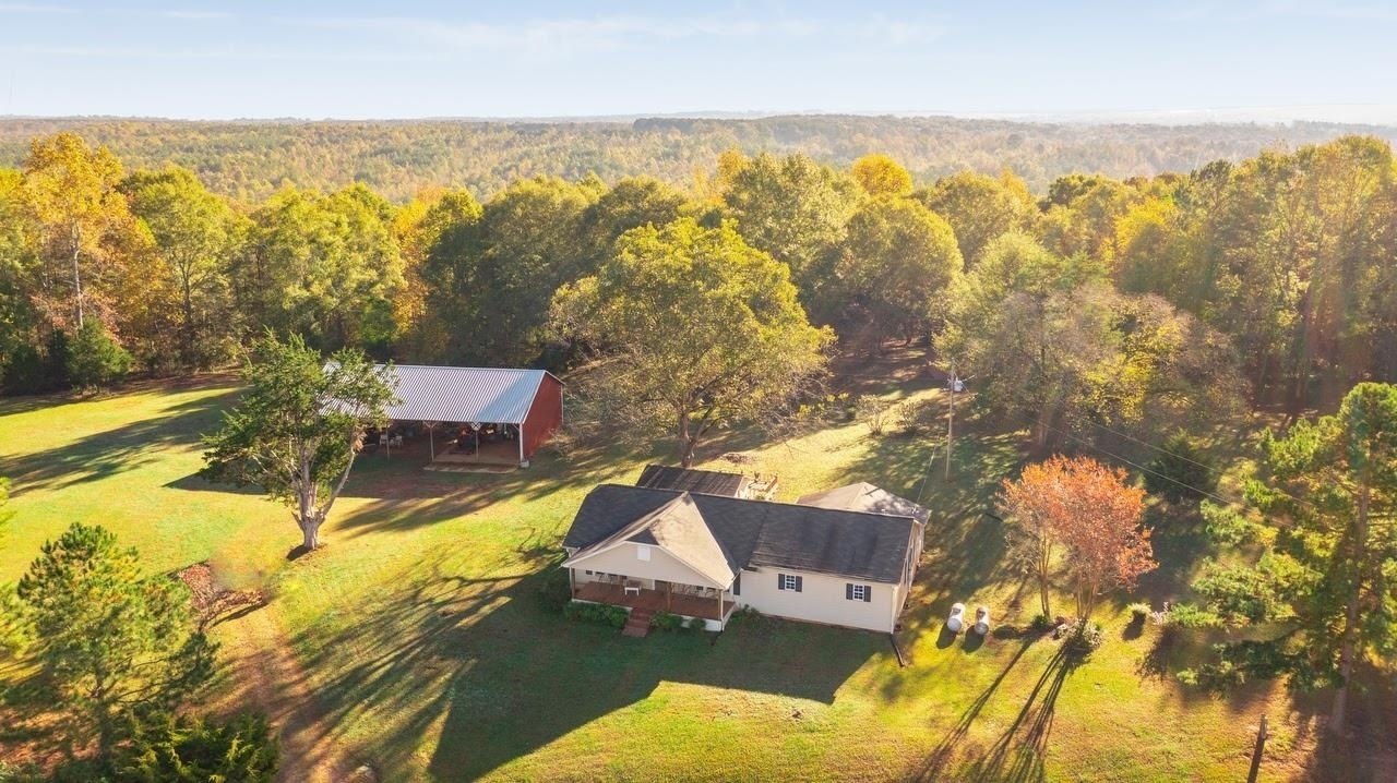 Property Photo:  632 County Road 459  AL 36280 