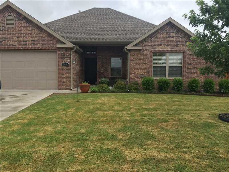 Property Photo:  3605 SW Town Vu Road  AR 72712 