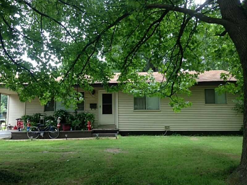 Property Photo:  614 Harve Street  AR 72762 