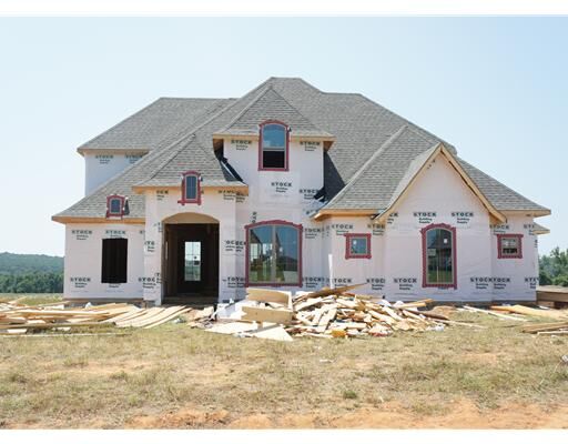 Property Photo: 2427 Brookwater Lane AR 72703