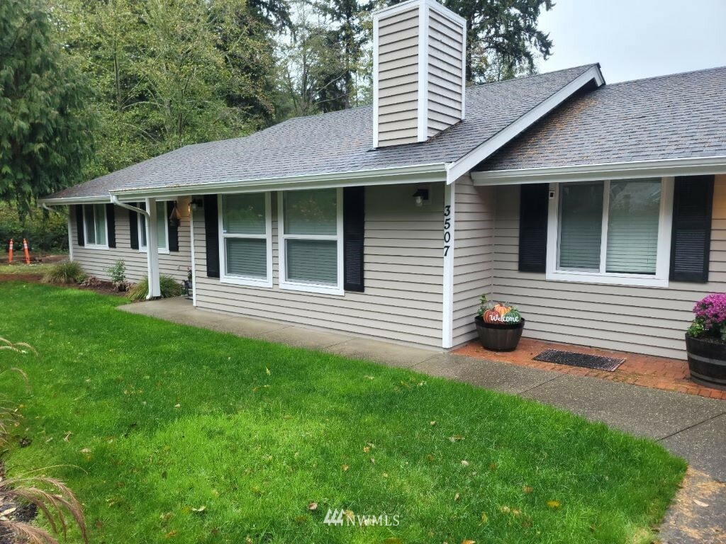 Property Photo:  3507 64th Avenue Ct NW  WA 98335 