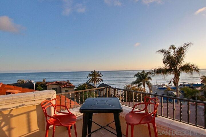 Property Photo:  5639 Dolphin Place  CA 92037 
