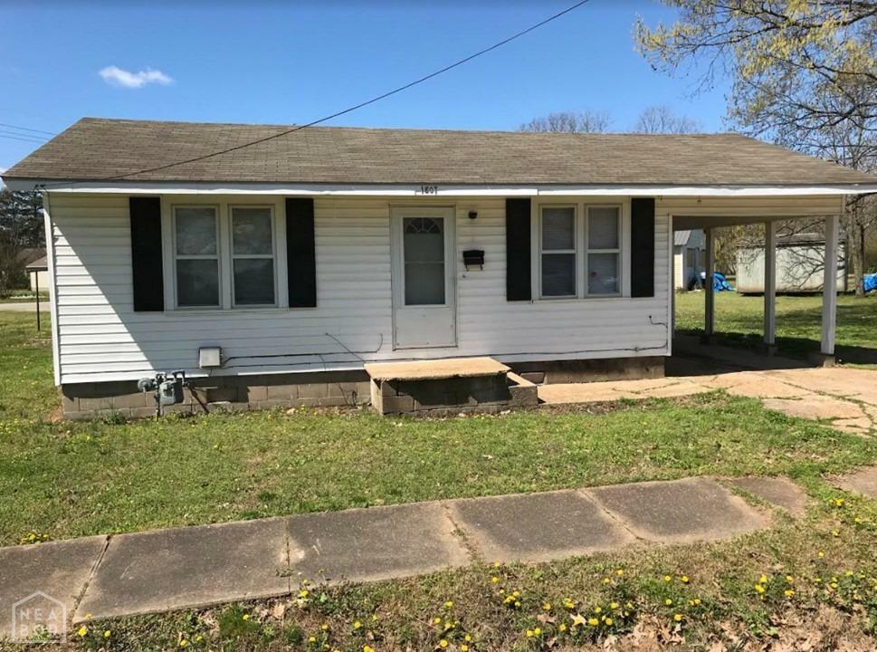 Property Photo: 1807 Arch Street AR 72401