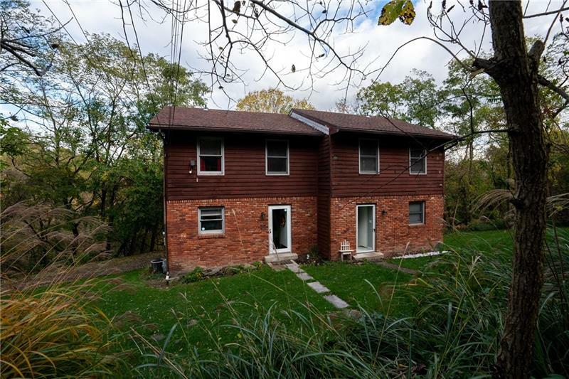 Property Photo:  70 Transvaal Ave  PA 15212 