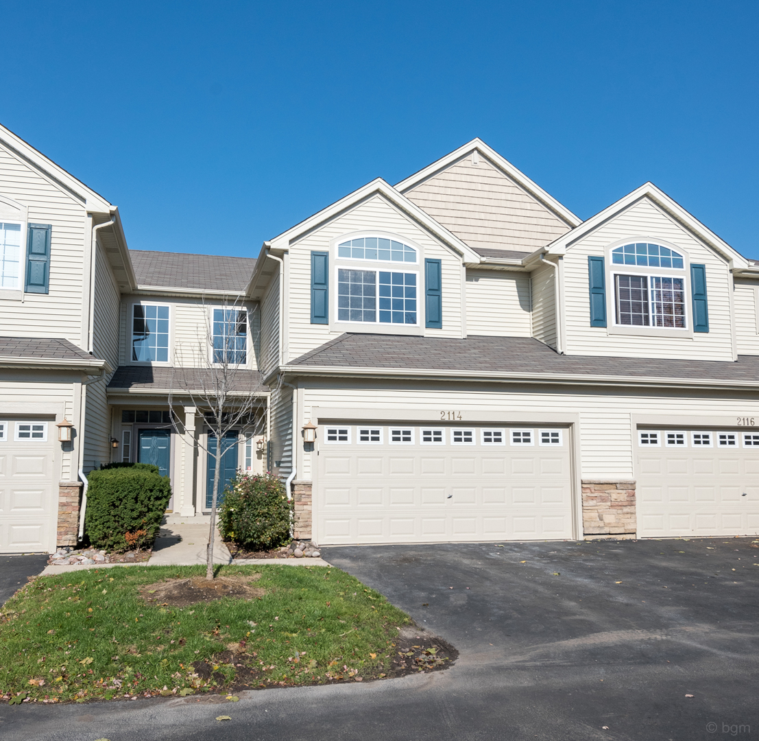 Property Photo:  2114 Gallant Fox Circle 2114  IL 60538 