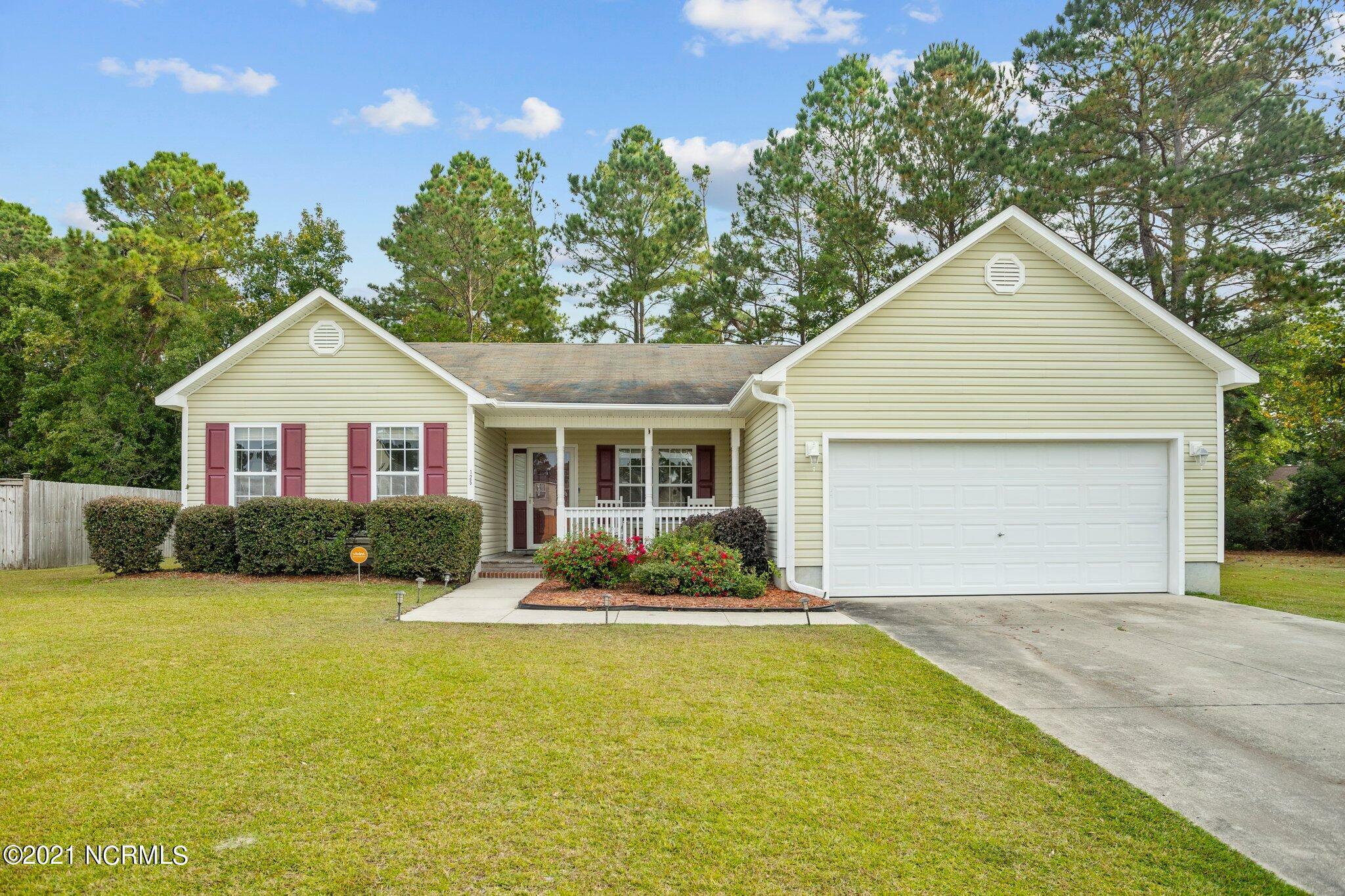 Property Photo:  125 Whiteleaf Drive  NC 28546 