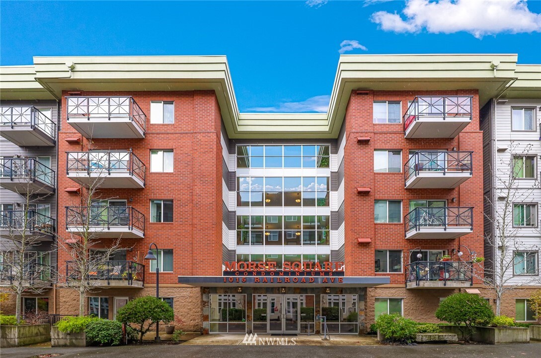 Property Photo: 1015 Railroad Avenue 309 WA 98225