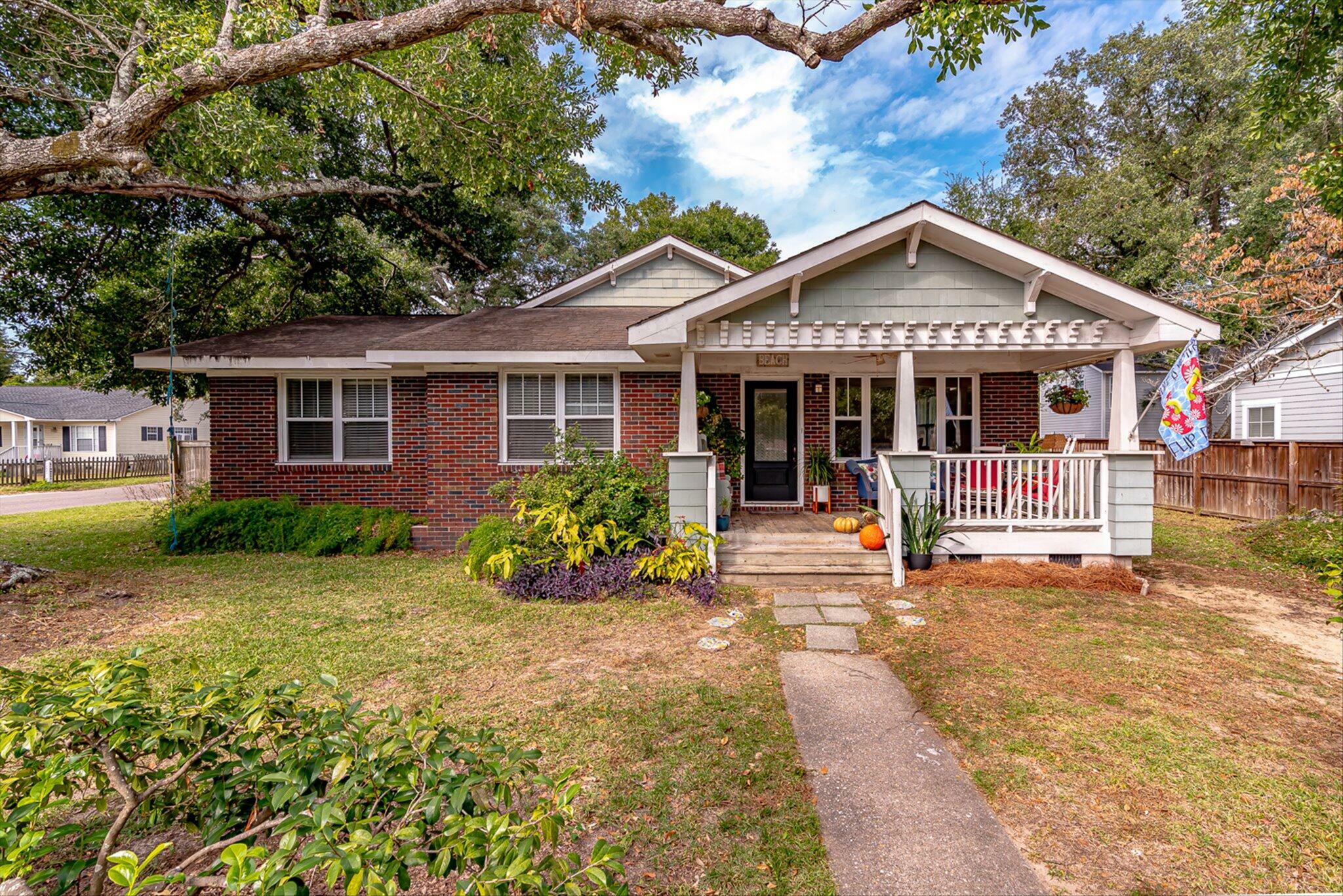 Property Photo:  604 Coral Street  SC 29464 