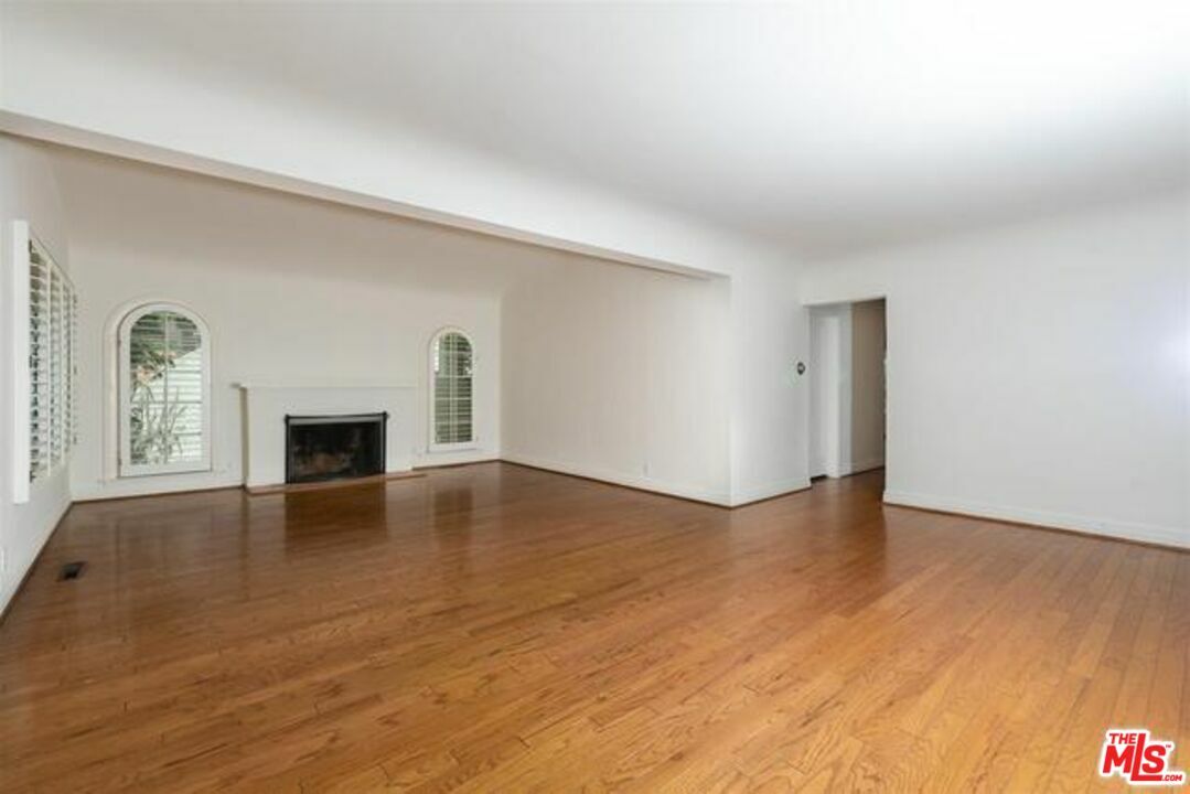 Property Photo: 10538 Wellworth Ave CA 90024