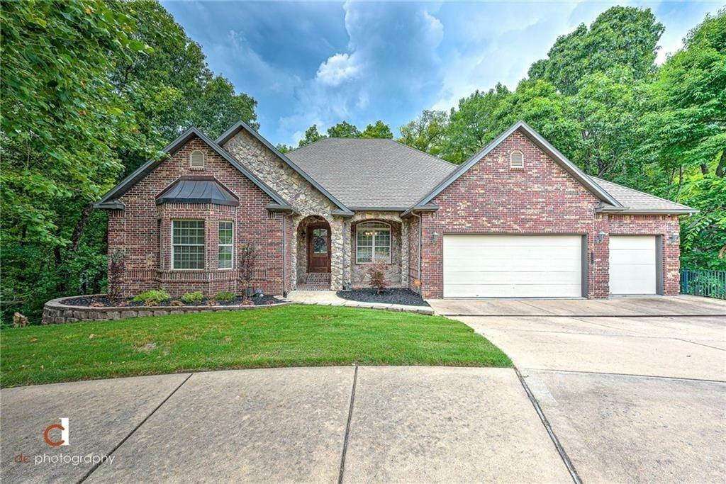 1302 Fairwinds Drive  Bentonville AR 72712 photo