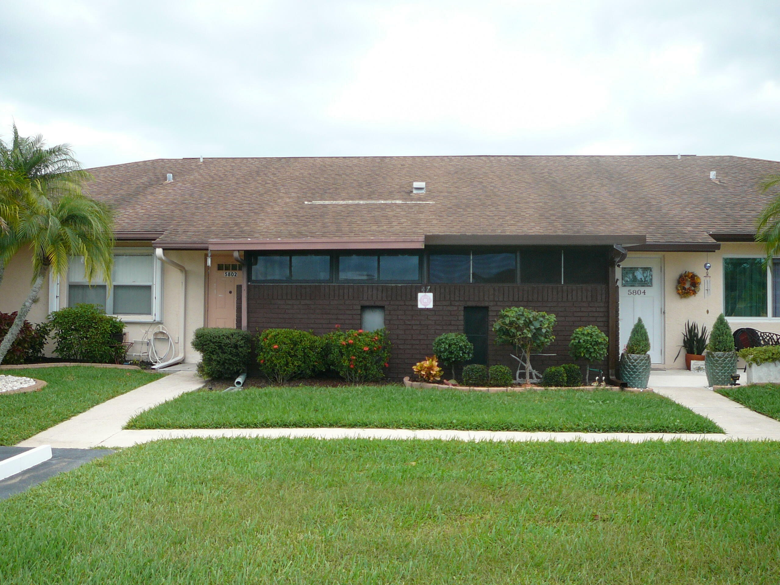 Property Photo:  5802 Summerfield Court 47  FL 34982 