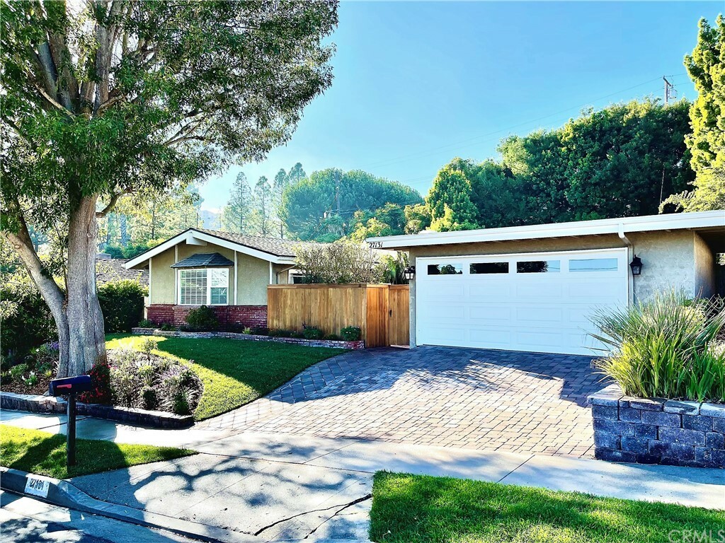Property Photo: 27131 Mesaba Drive CA 90275
