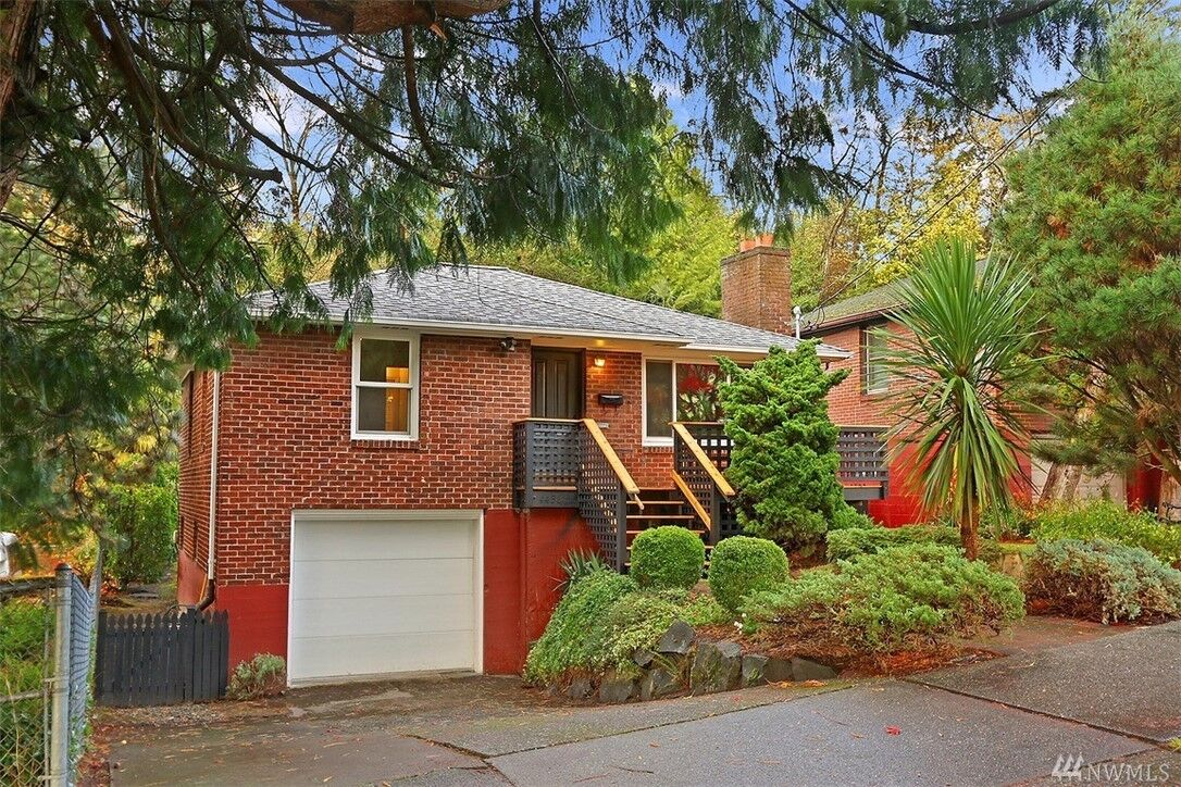 Property Photo: 4436 S Brandon St WA 98118