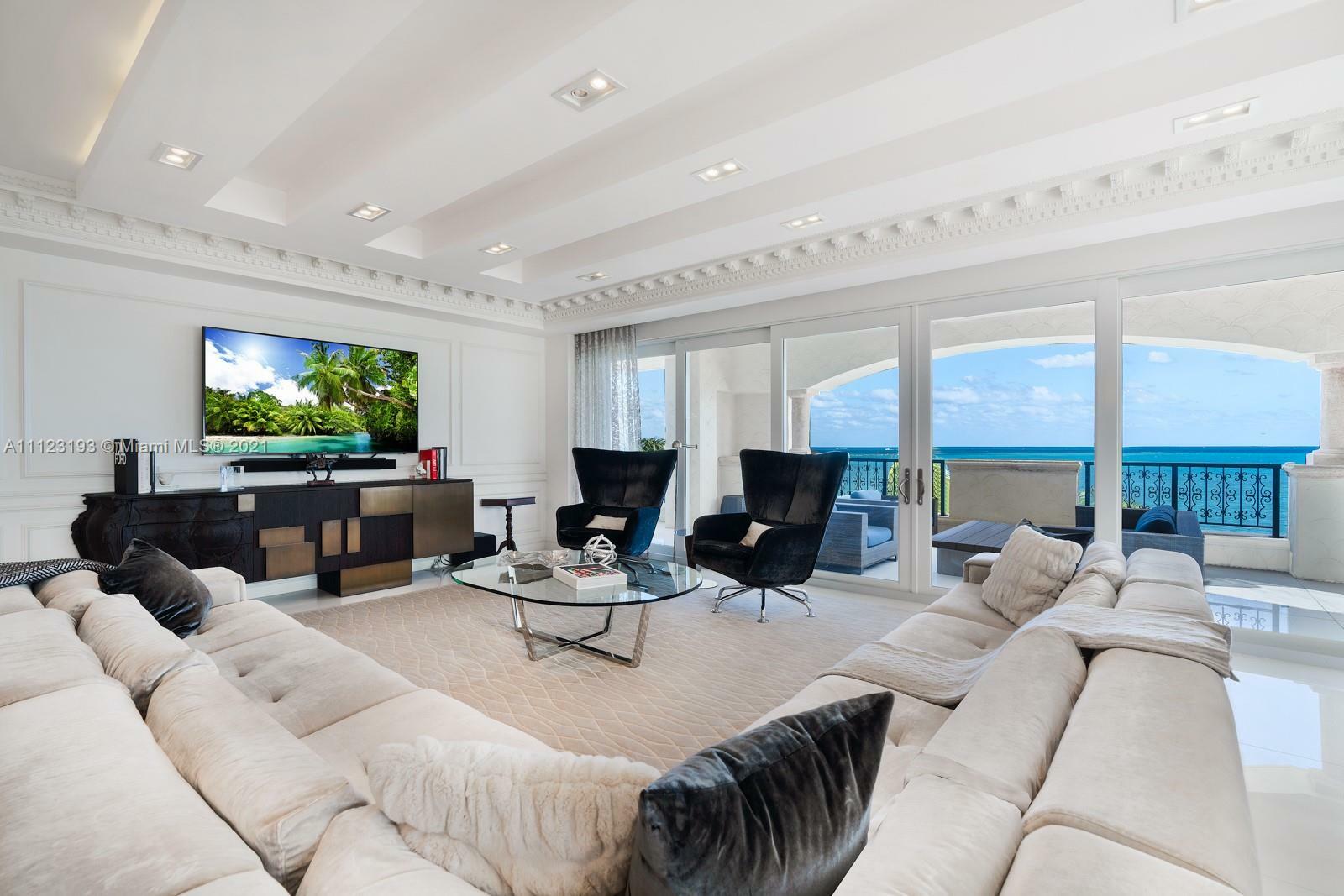 Property Photo: 7945 Fisher Island Dr 7945 FL 33109