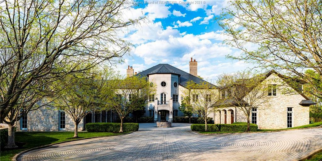 Property Photo: 230 Quarry Ridge E WV 25304