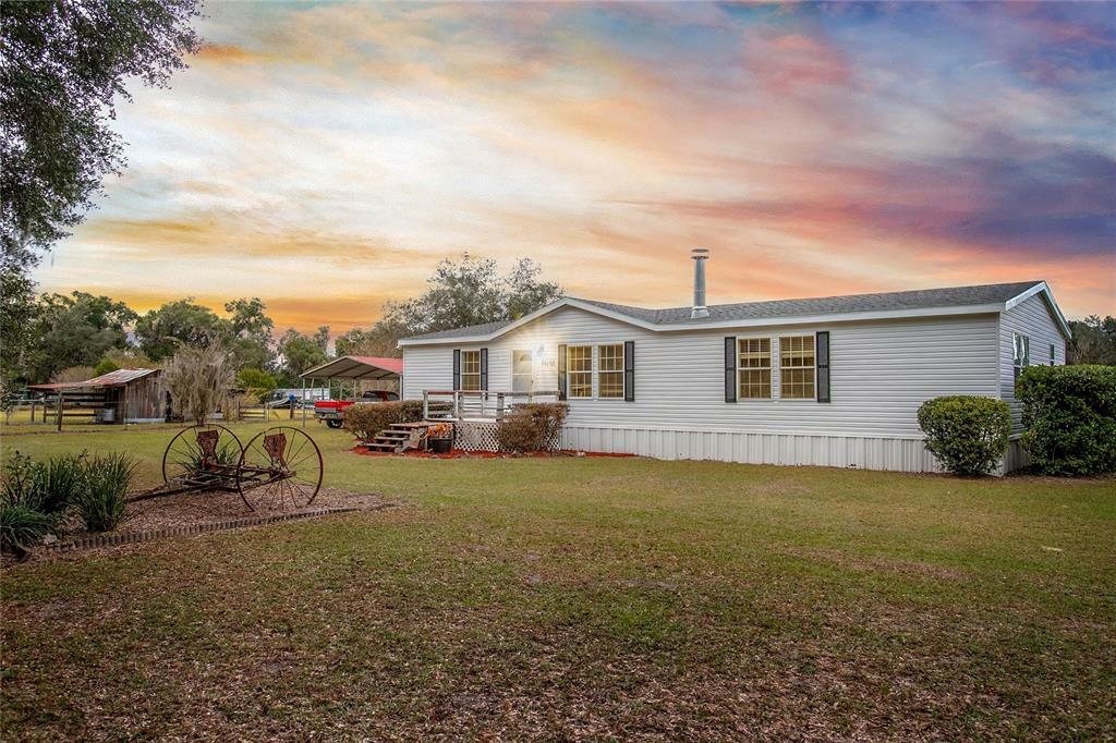 Property Photo:  36103 Tanner Ln  FL 32736 