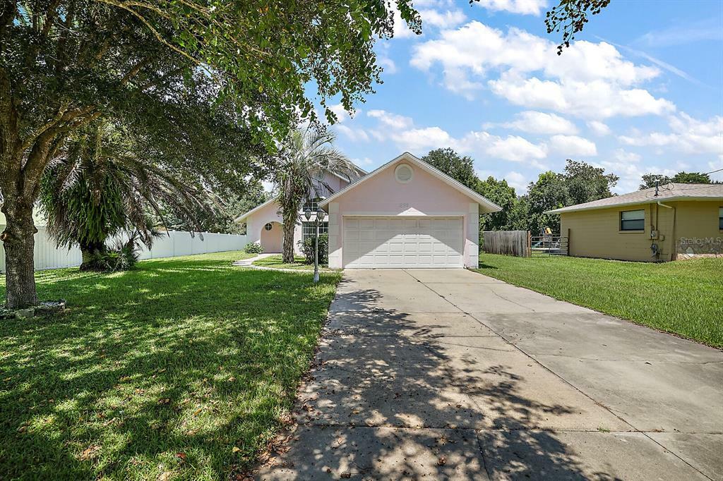 Property Photo:  253 Oak Hill Road  FL 32159 