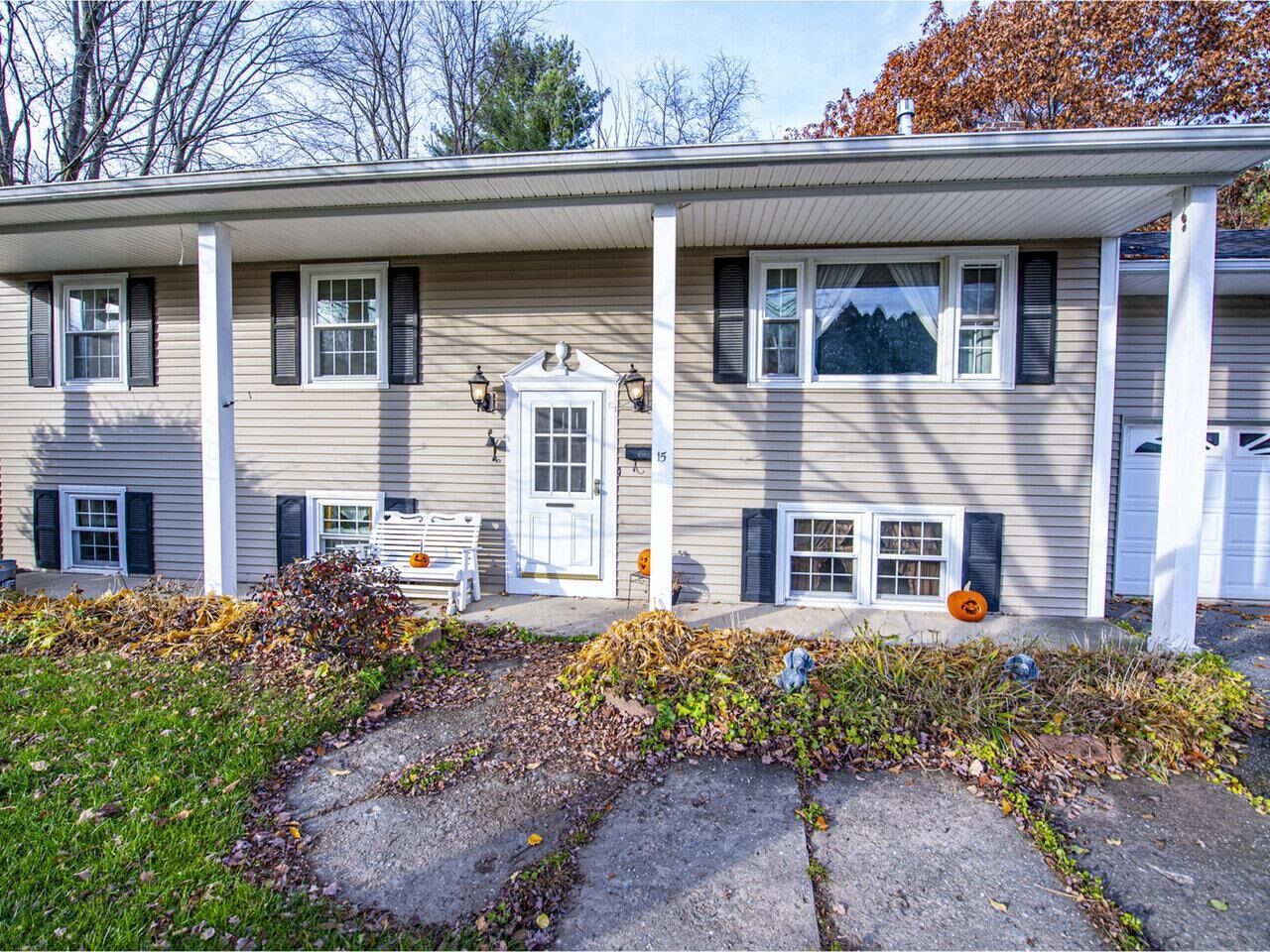 Property Photo: 15 Rosewood Lane VT 05452