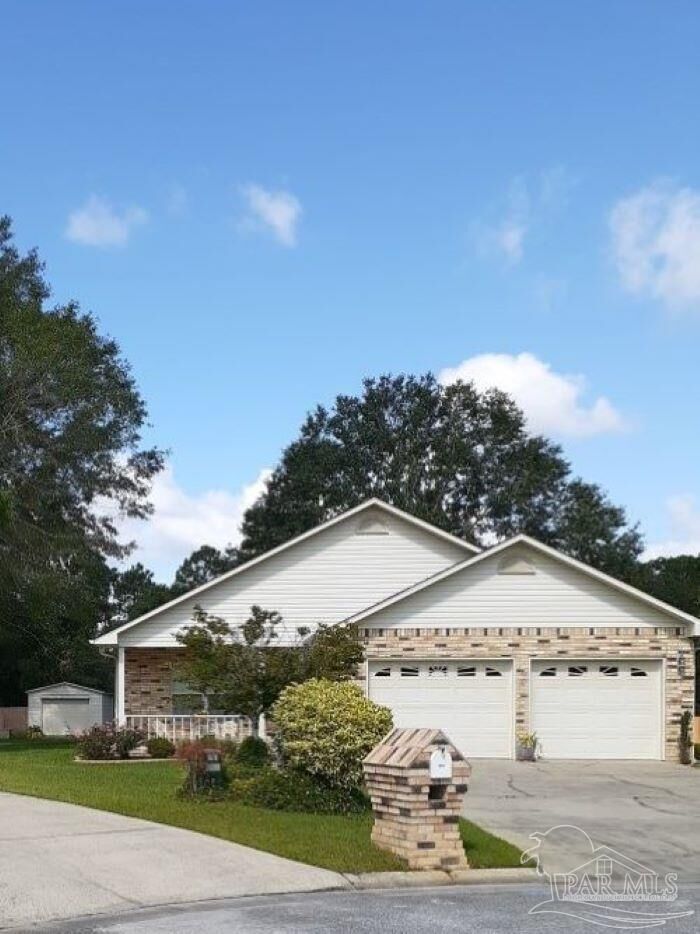 Property Photo:  3551 Haley Way  FL 32571 
