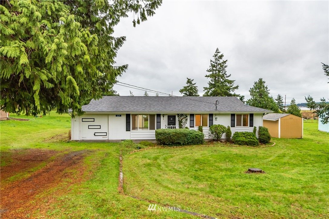 Property Photo: 629 Crockett Lake Drive WA 98239