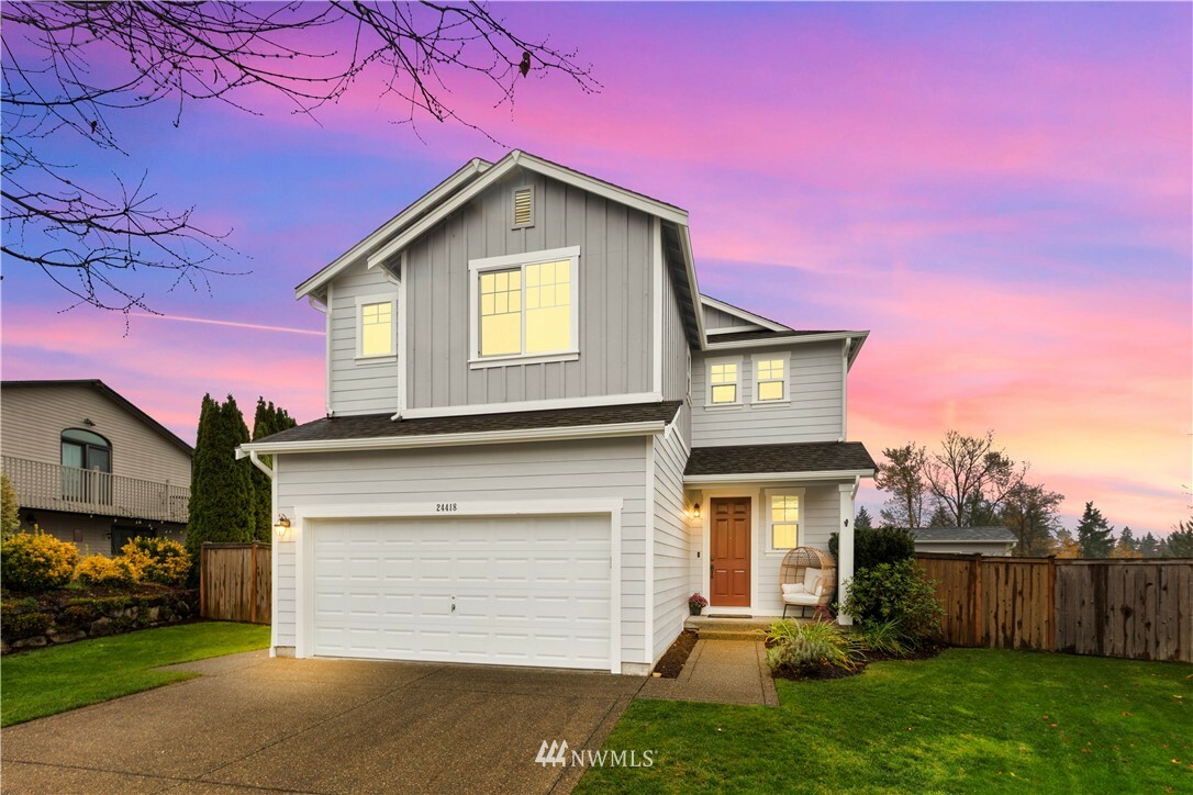 Property Photo:  24418 183rd Court SE  WA 98042 