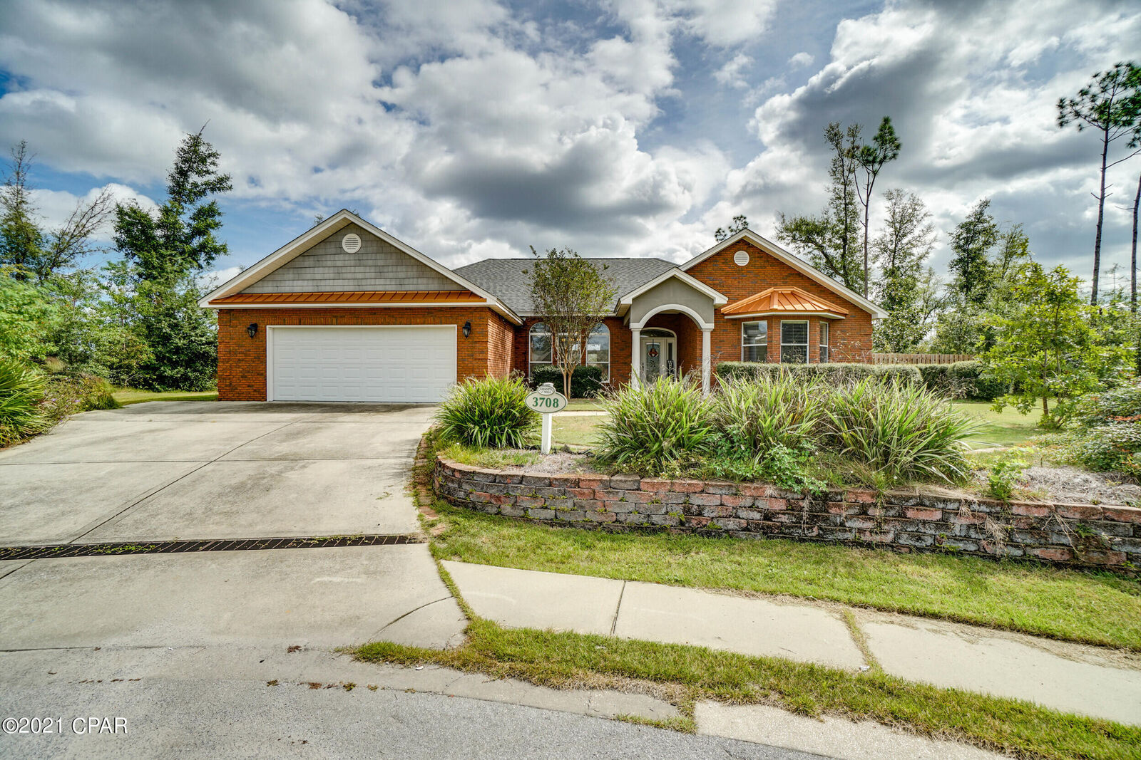 Property Photo: 3708 Grants Mill Court FL 32444