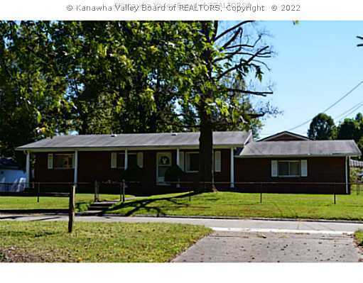 Property Photo: 2662 Riverside Drive WV 25177