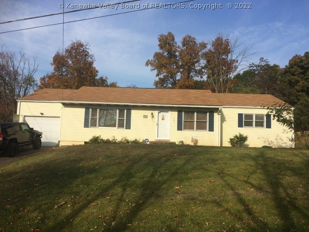 Property Photo: 17 Hambrick Road WV 25143