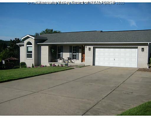 Property Photo: 992 Moss Creek Dr WV 25526