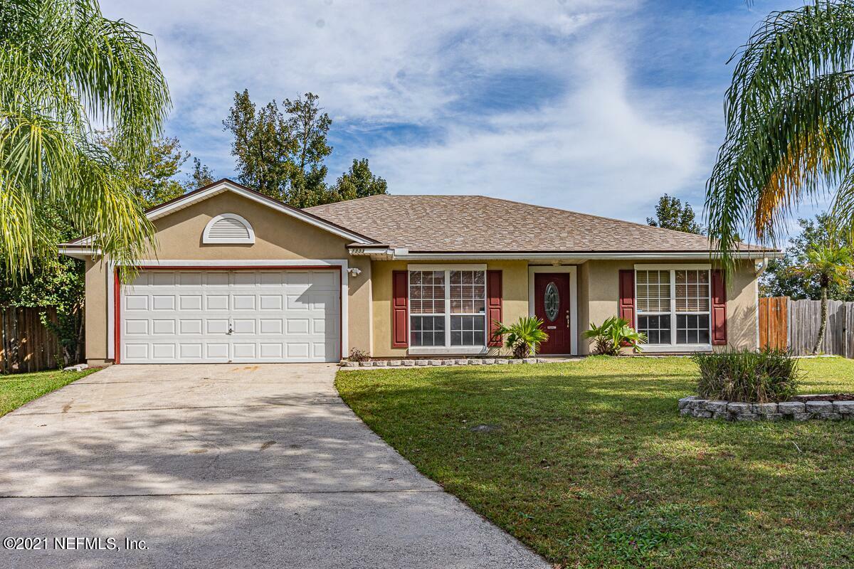 Property Photo:  1333 Lindseys Crossing Drive  FL 32218 