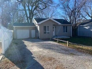 Property Photo:  207 Comanche  Street  IA 51501 