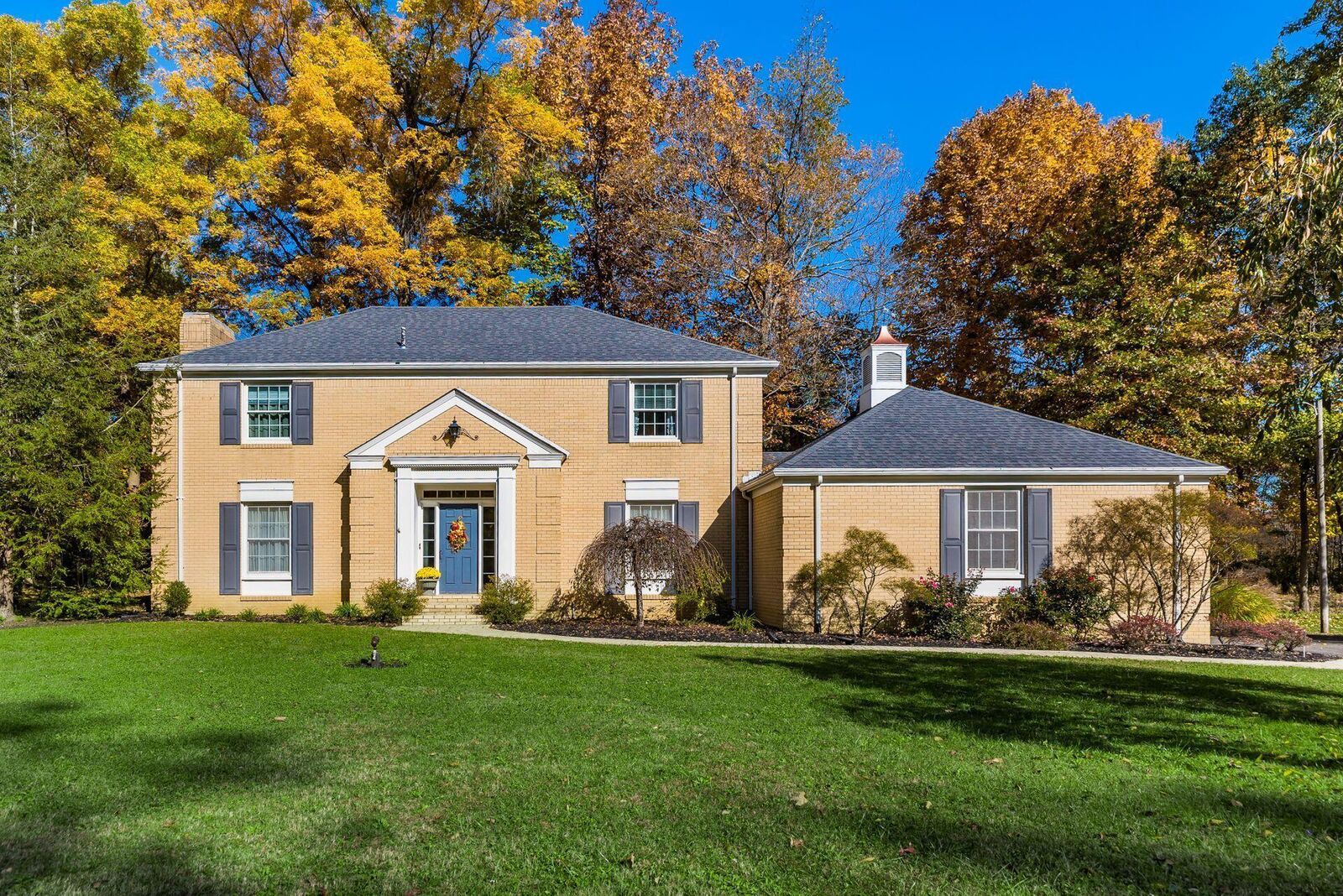 Property Photo:  7080 Oakwood Road  OH 43113 