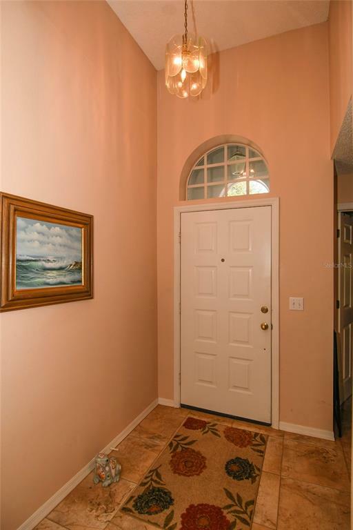 Property Photo:  818 Staffordshire Lane 8  FL 33573 