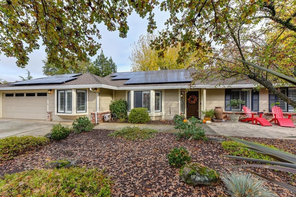 Property Photo:  1768 Canberra Place  CA 95762 