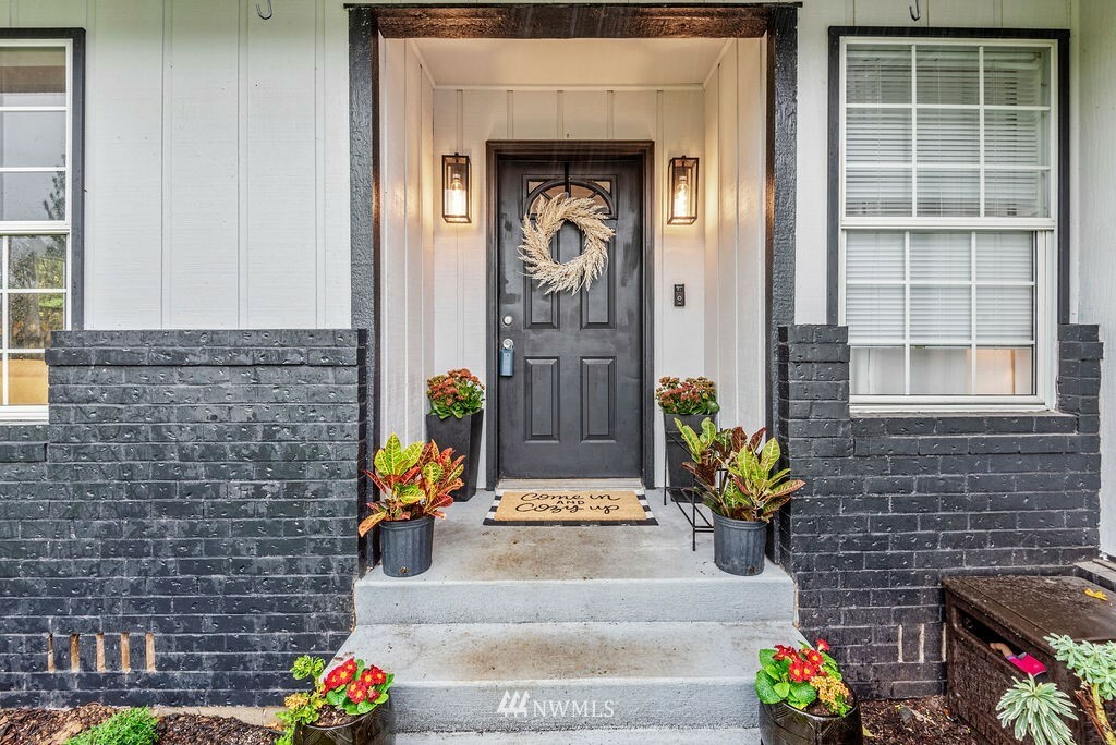 Property Photo: 175 Curtis Drive WA 98632
