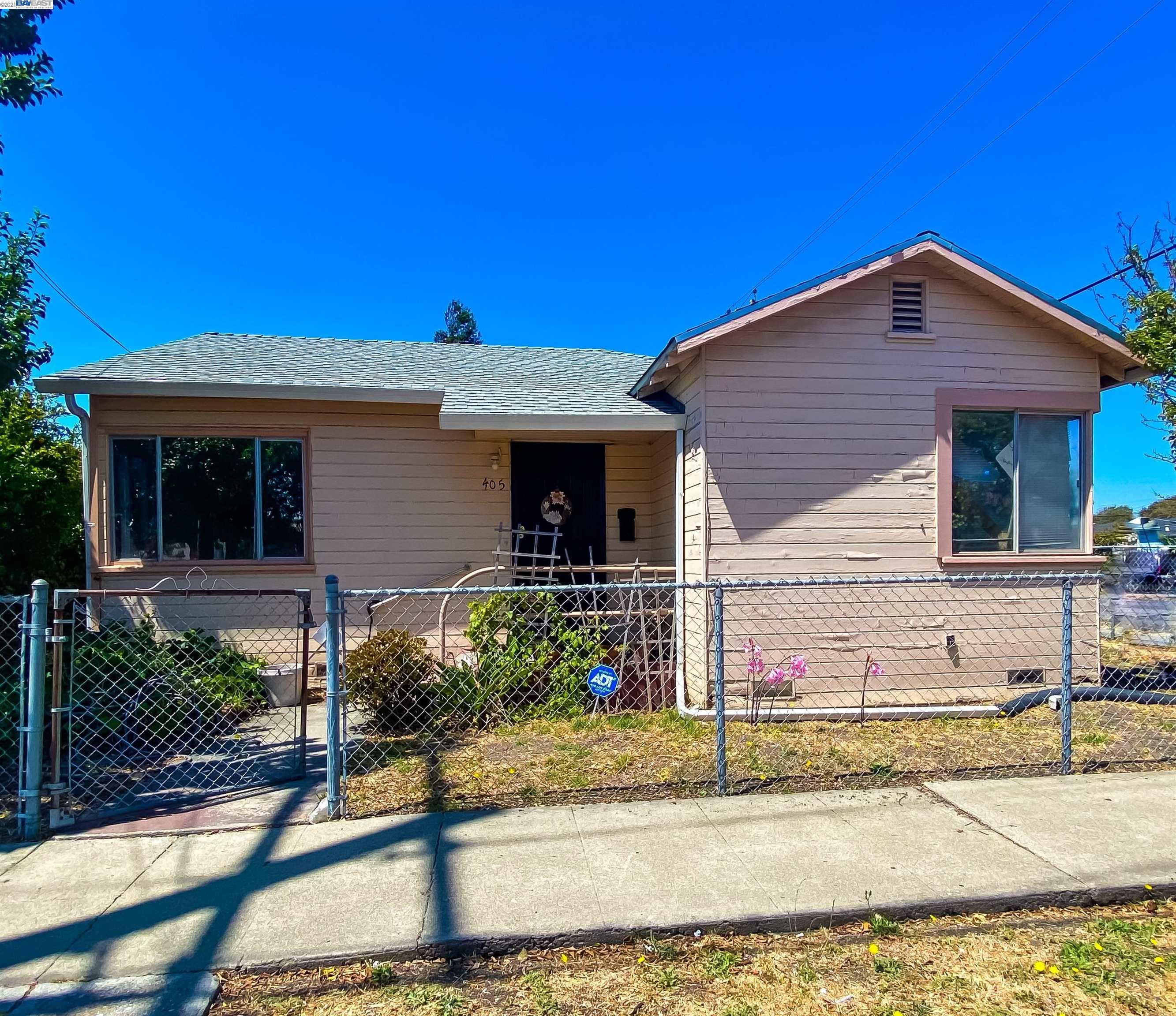 Property Photo:  405 S 17th  CA 94804-2607 