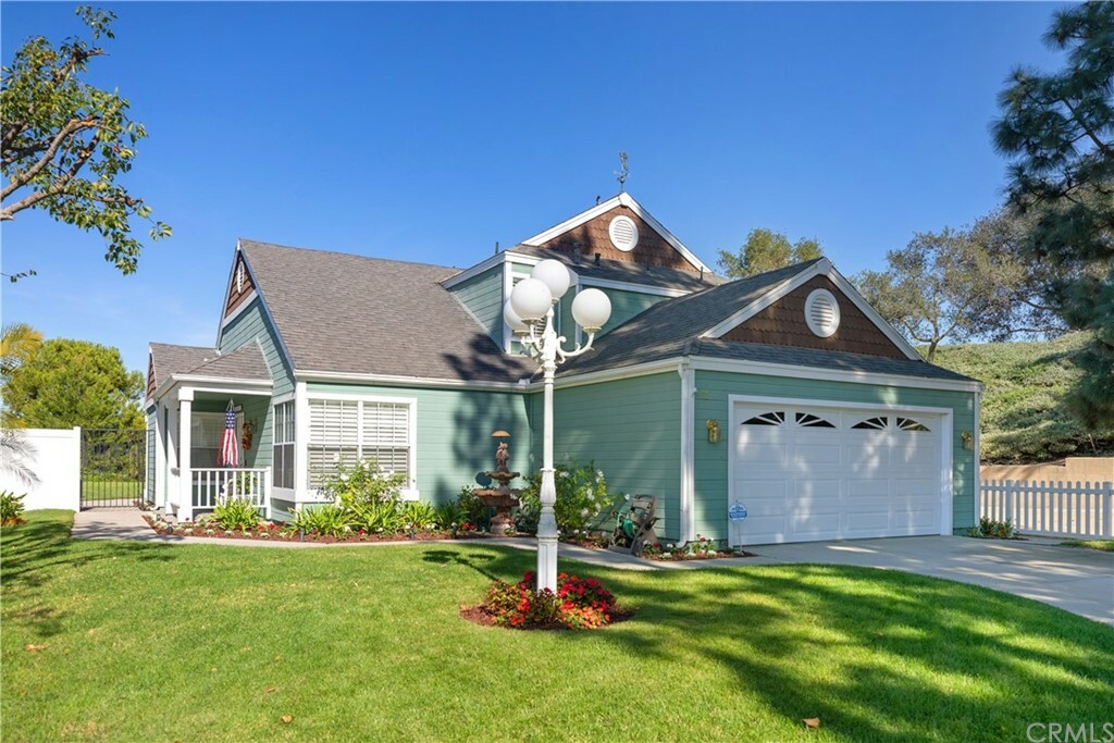 Property Photo: 11 Crested Butte Circle CA 92677