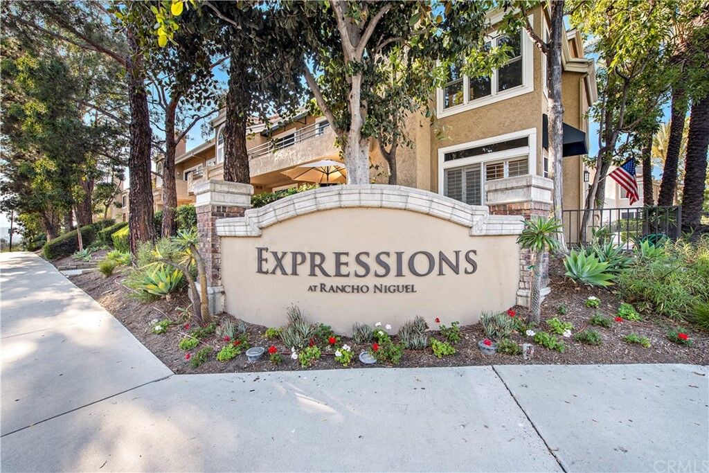 Property Photo: 25102 Camino Del Mar J CA 92677