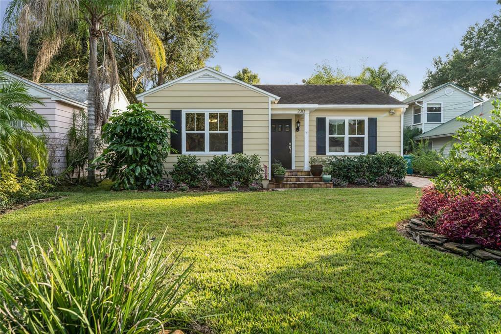 Property Photo:  230 E Esther Street  FL 32806 